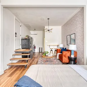 Apartment - Bright Brooklyn, Portland