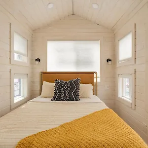 Apartment Stay Portland - The Tiny Oasis Steps To Local Coffee & Restaurants, Portland